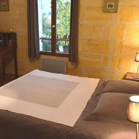 La Petite Madeleine Castillon-la-Bataille