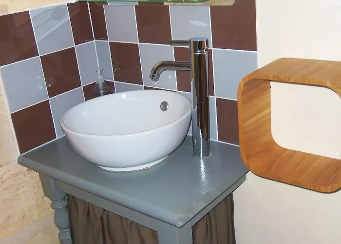 La Petite Madeleine Гостевой дом Кастийон-ла-Батай